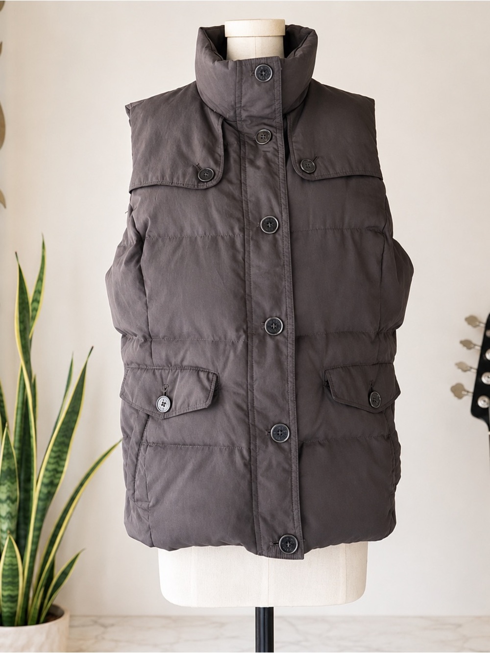 Lands' End Women’s Quilted Puffer Vest in Smoky Gray Size Medium Funnel Neck